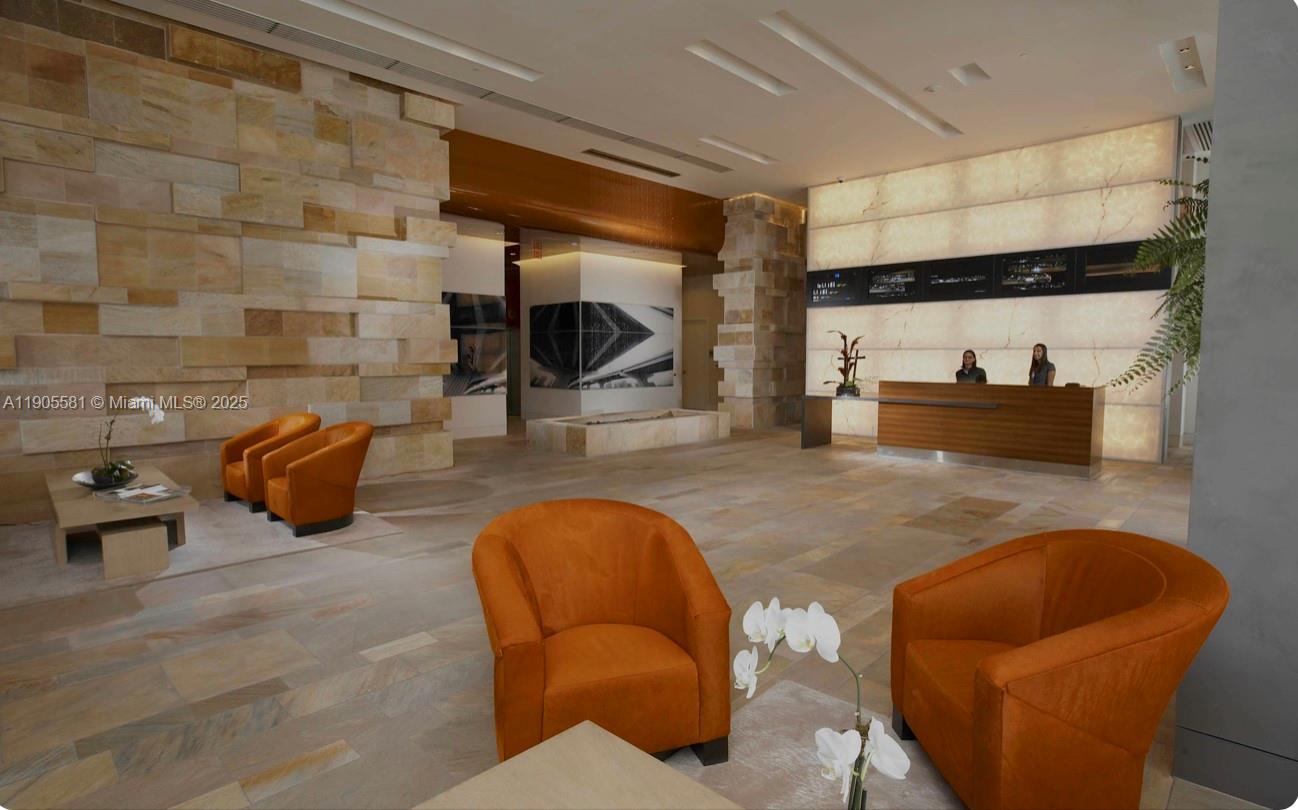 500 Brickell Ave 3400