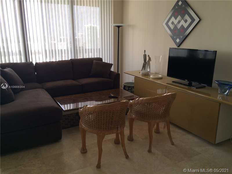TURNBERRY TOWERS CONDO - Residential Lease