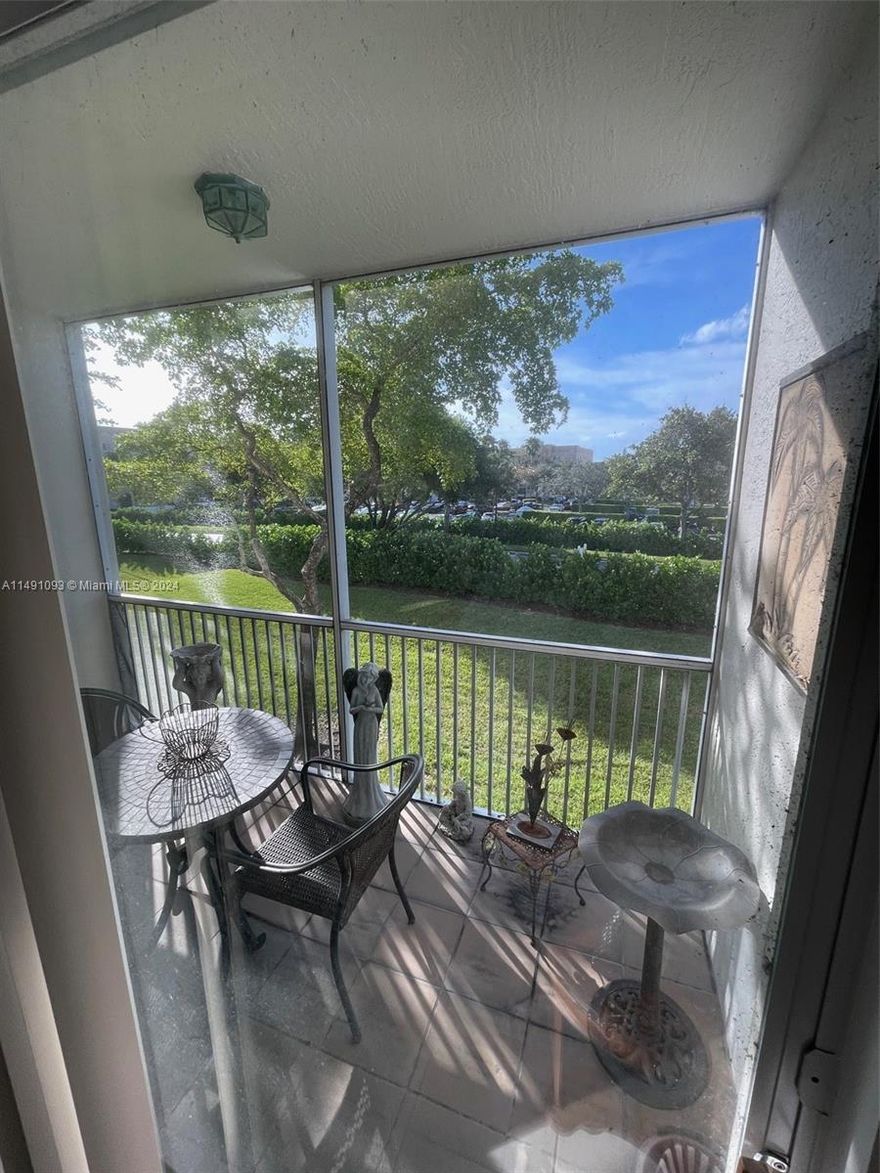 MOTIVATED SELLER,HUGE
PRICE REDUCTION! Rarely available 1600+ sq.ft. huge light & bright 2/2 corner unit with lots of sunshine coming from every room . Enjoy the oversize eat in kitchen, 2 king sized split bedrooms with 2 private baths, high ceilings in the living/dining room with a private screened in porch off the back with a beautiful parklike setting. Washer/Dryer in unit, directly across from the Clubhouse which houses a card room, gym,heated pool, tennis court & barbecue area. Guard gated community. Owners may also use the amenities at Kings Point in Tamarac which includes pickle ball, 5 pools,movie theater & a shuttle service. Welcome home !