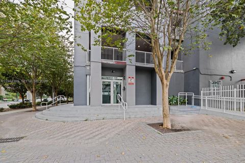 Pet Friendly Condos in Miami-Dade County 10 104 SW 9th St 1207 Miami FL 33130