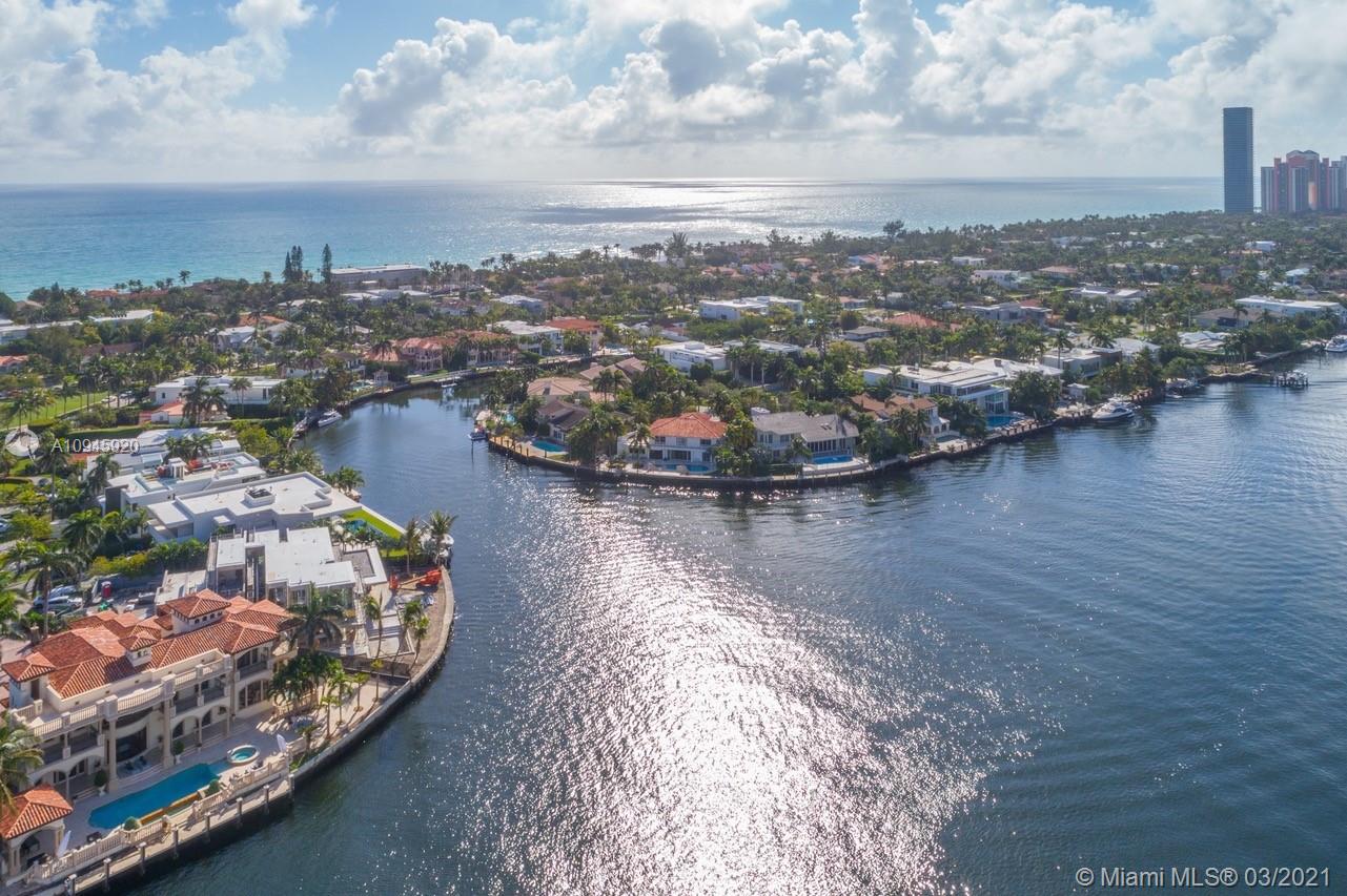 GOLDEN BEACH SEC E - Residential