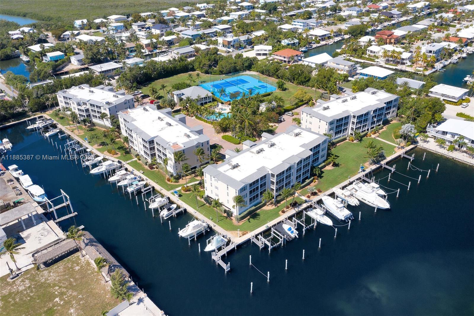 BAY HARBOUR CONDOMINIUM - Residential