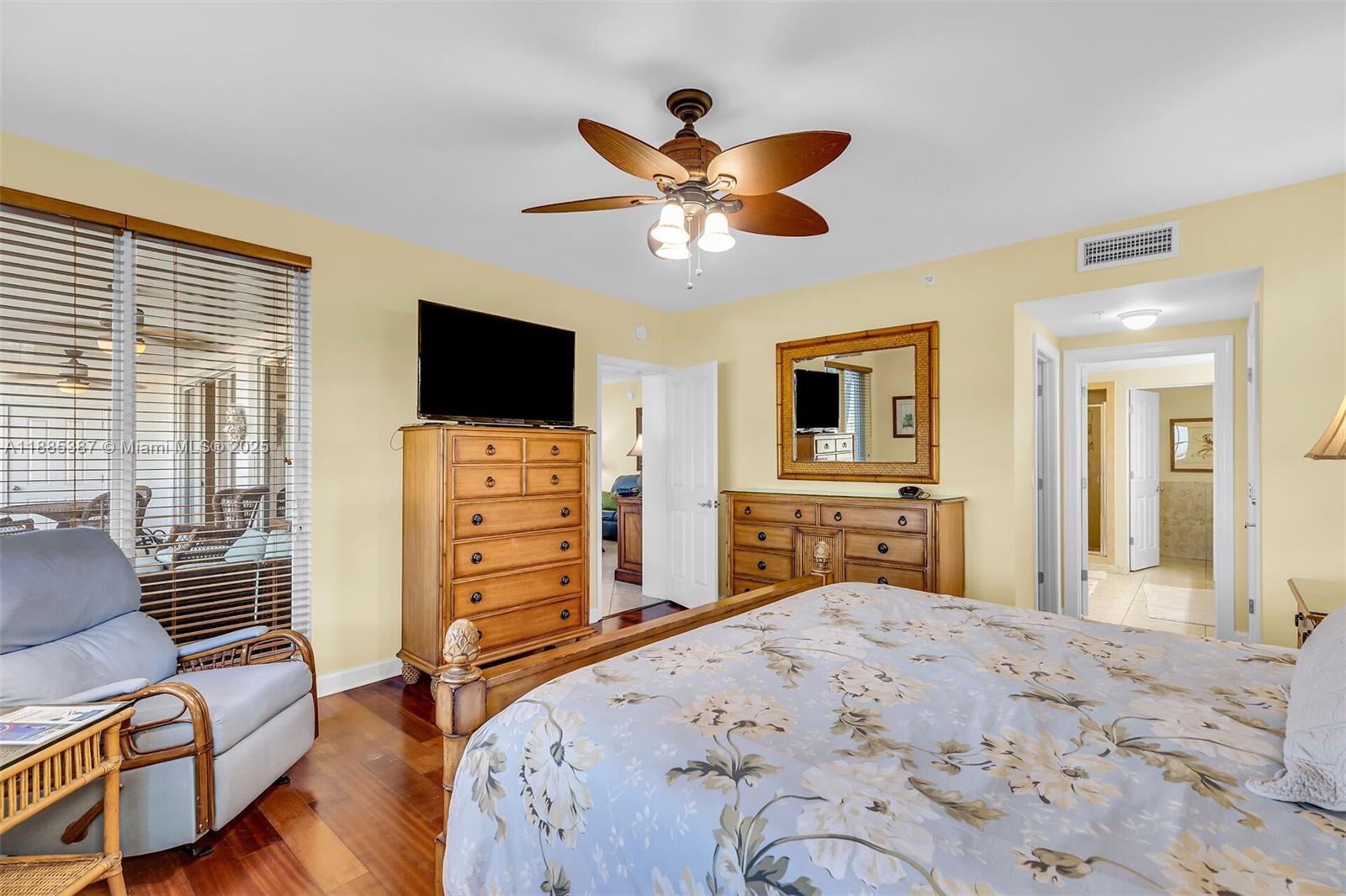 BAY HARBOUR CONDOMINIUM - Residential