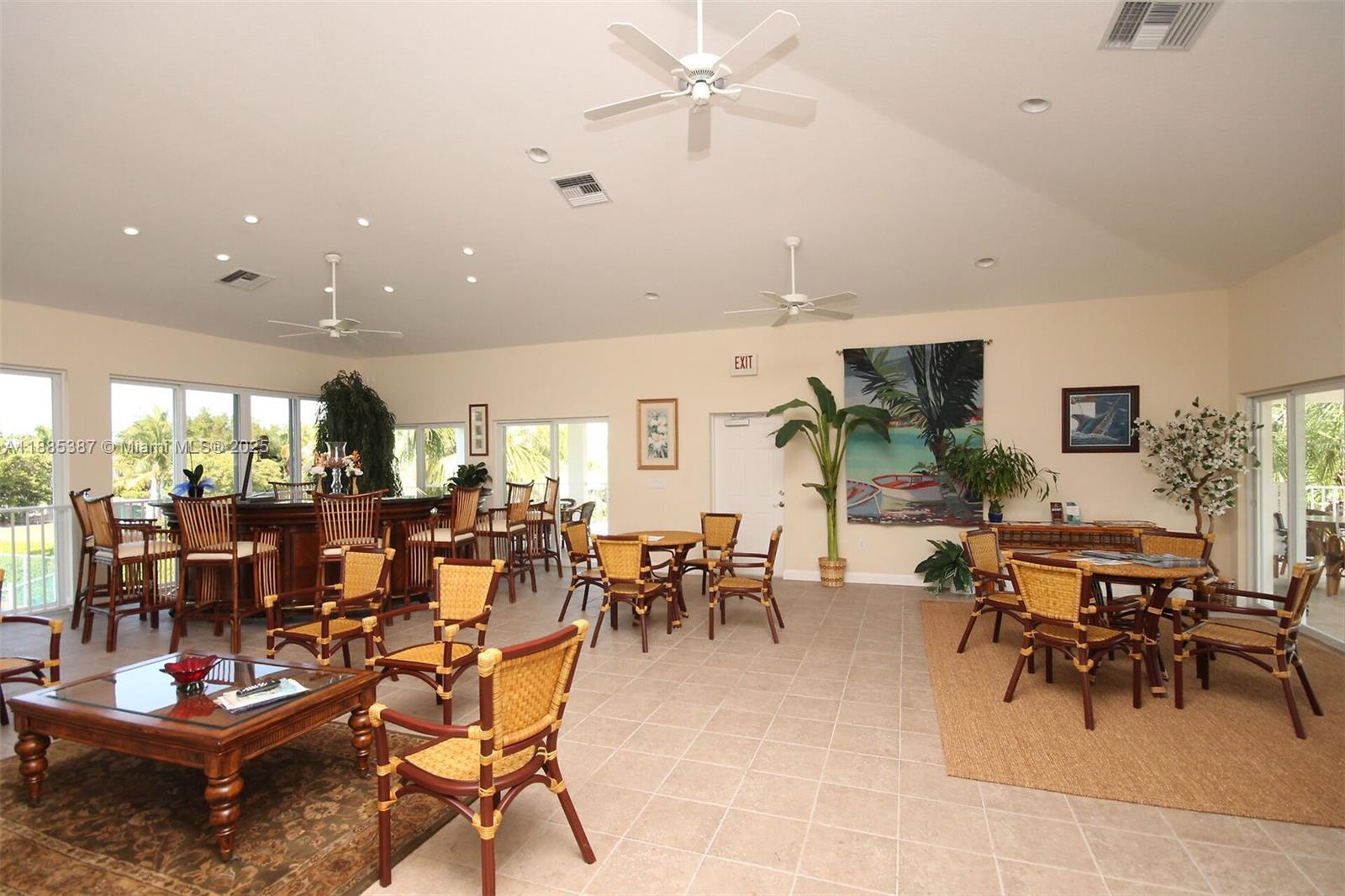 BAY HARBOUR CONDOMINIUM - Residential