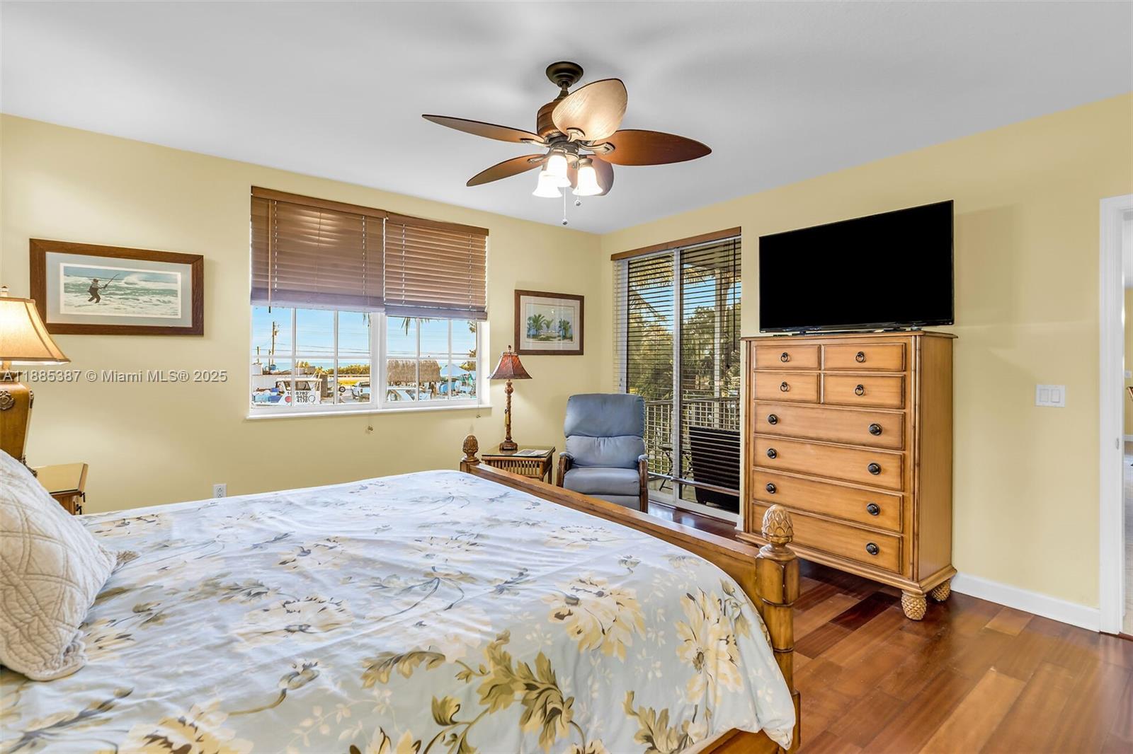 BAY HARBOUR CONDOMINIUM - Residential
