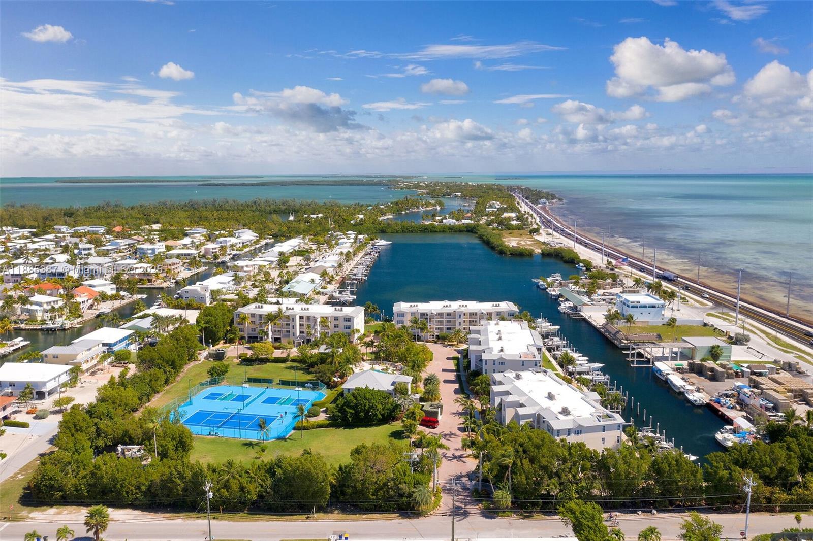 BAY HARBOUR CONDOMINIUM - Residential