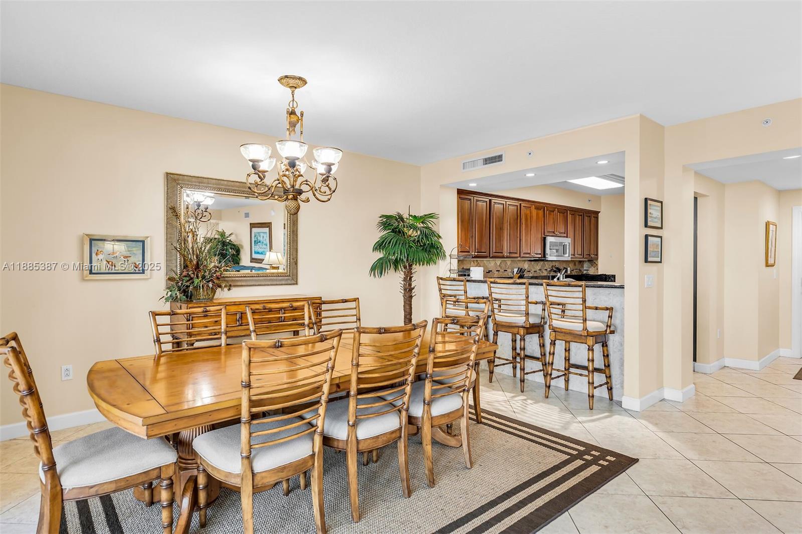 BAY HARBOUR CONDOMINIUM - Residential