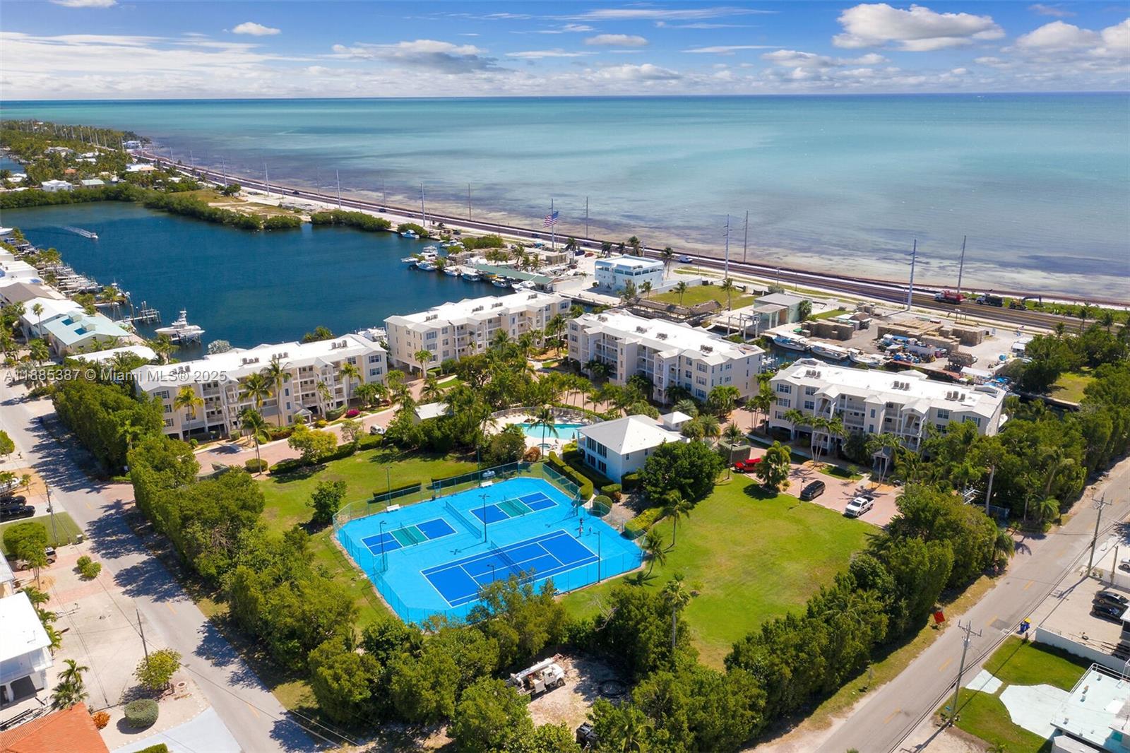 BAY HARBOUR CONDOMINIUM - Residential