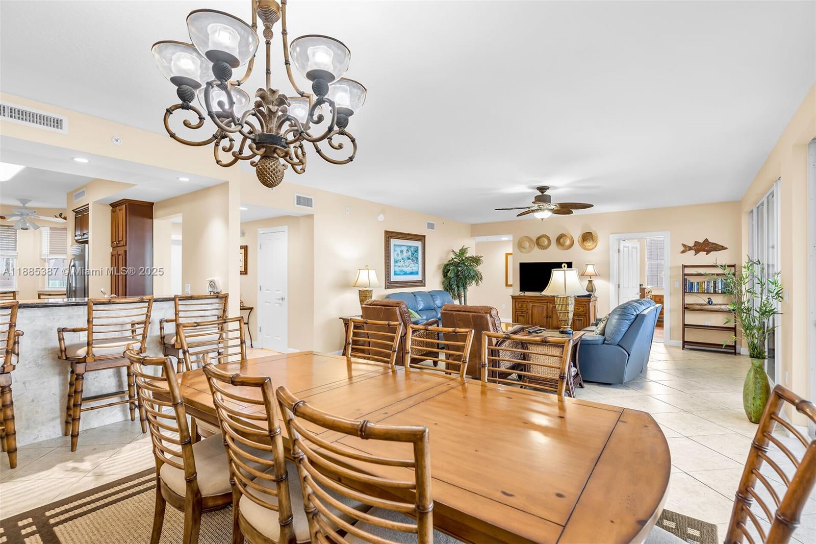 BAY HARBOUR CONDOMINIUM - Residential