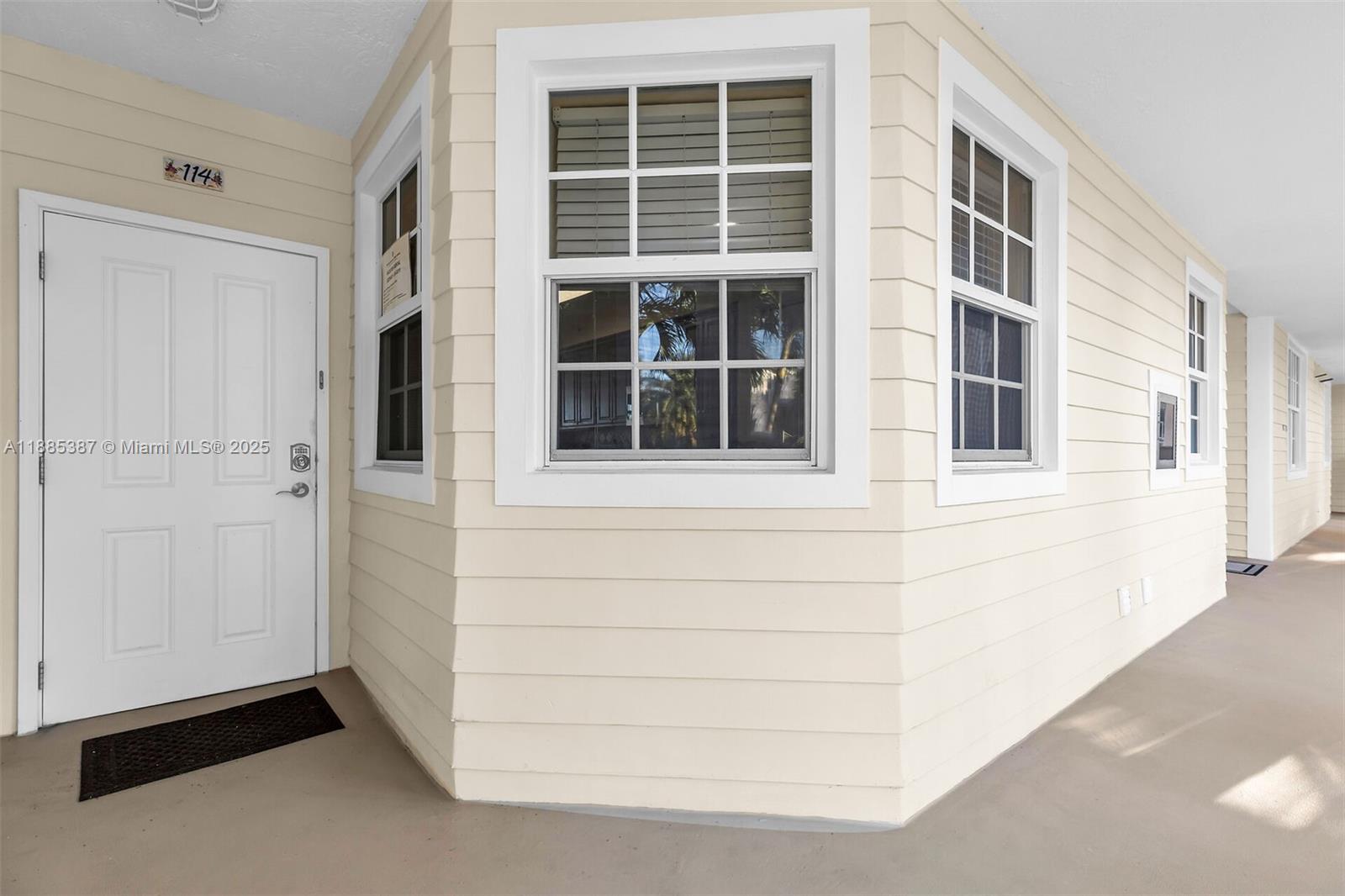 BAY HARBOUR CONDOMINIUM - Residential