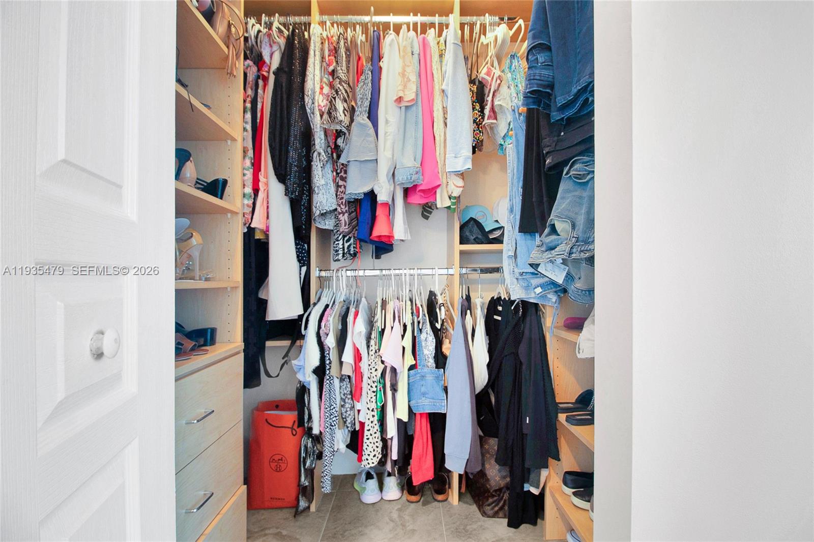 350 LAS OLAS PLACE CONDO - Residential