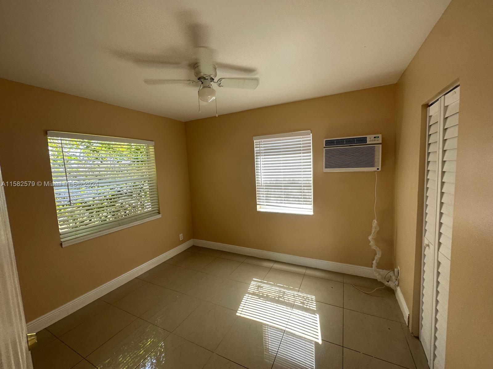 HOLLYWOOD SOUTH SIDE ADD - Residential Lease