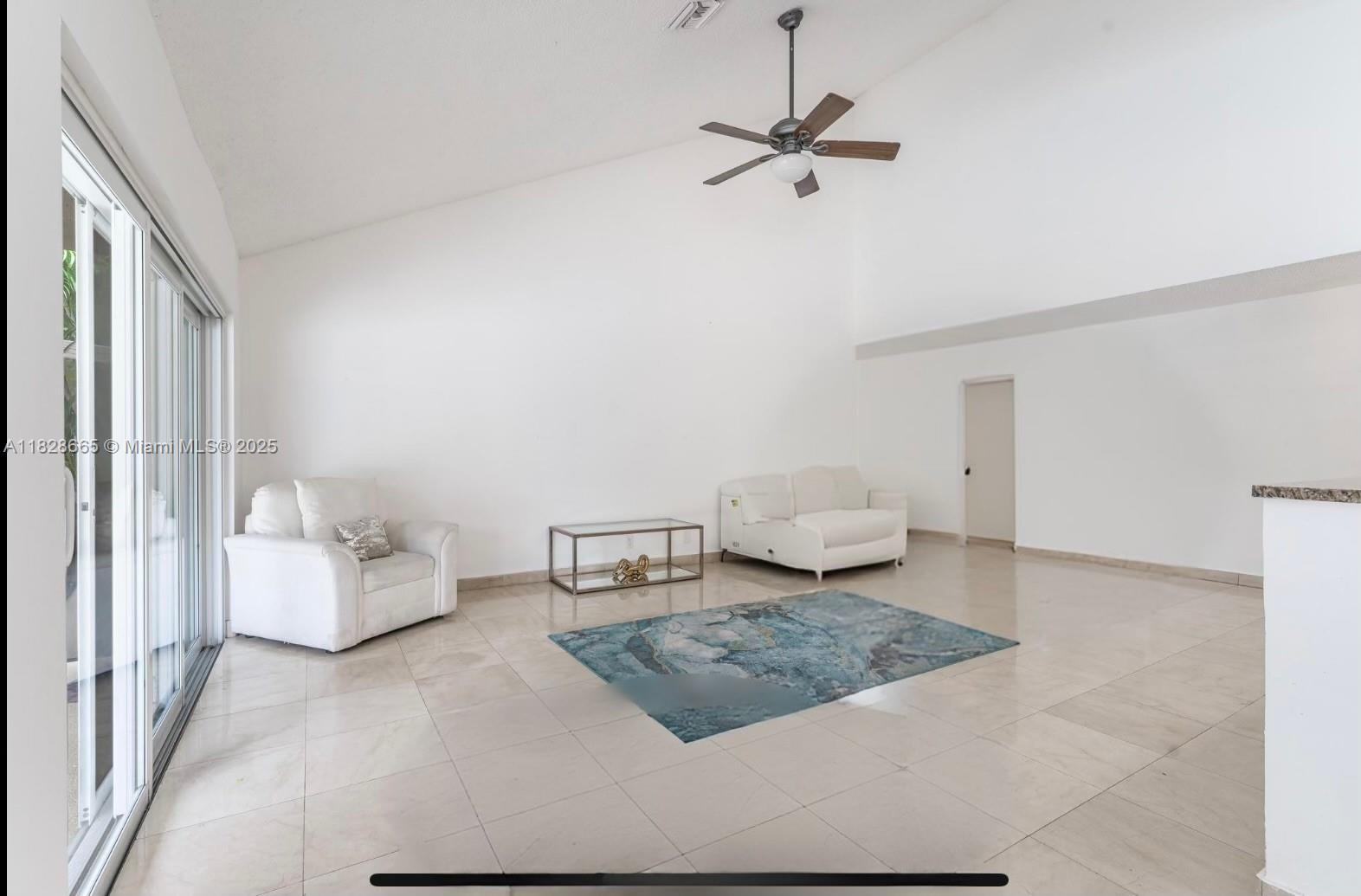 5452 SW 88th Ter