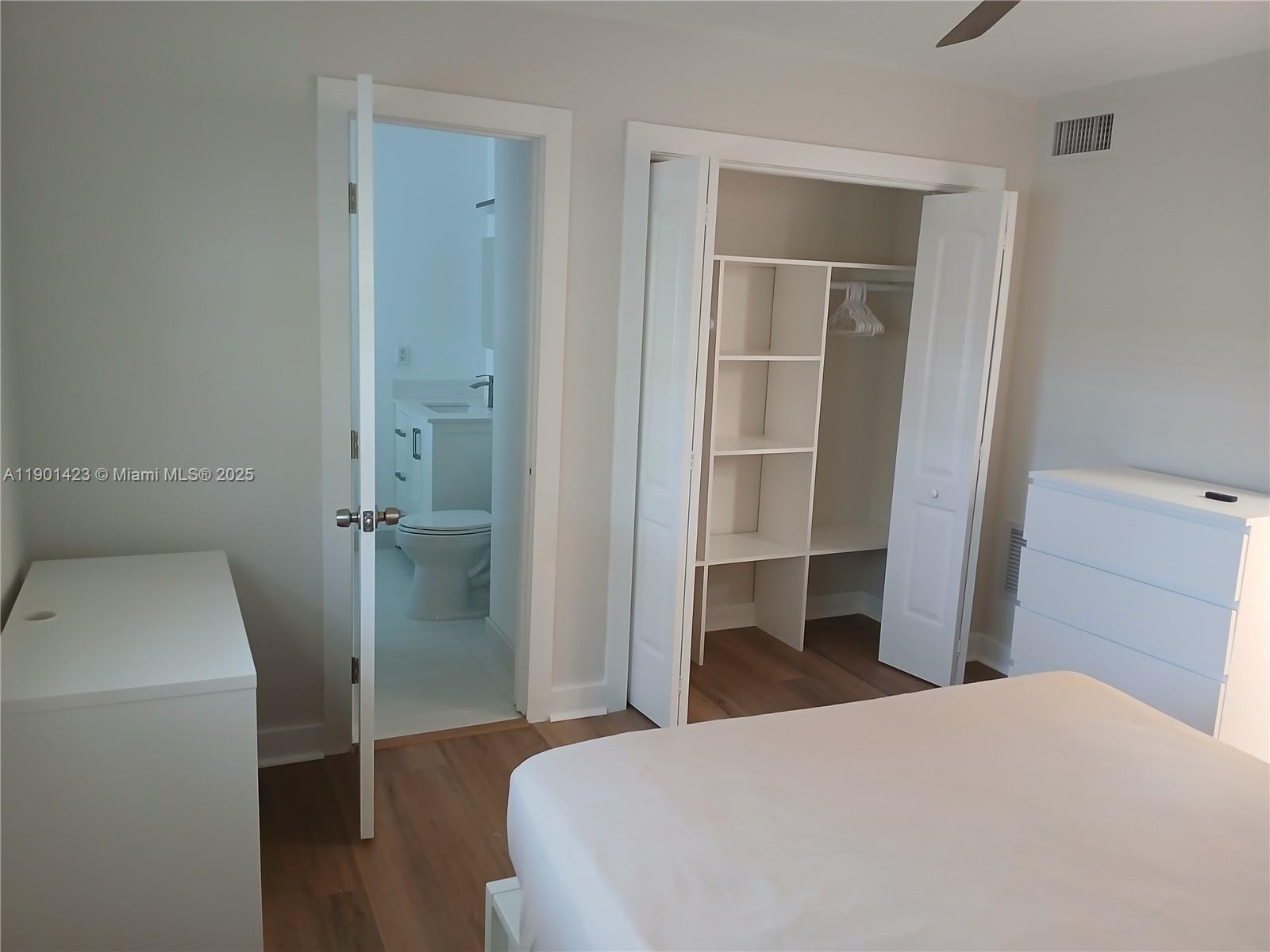 VERSAILLES VILLAS - Residential Lease