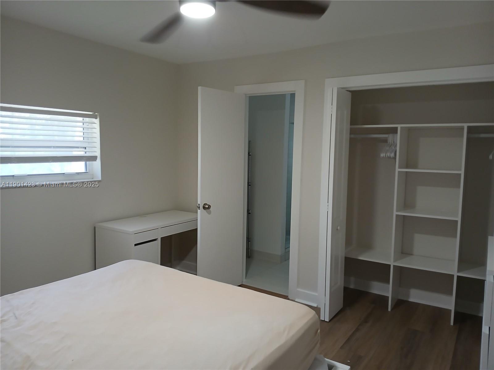 VERSAILLES VILLAS - Residential Lease