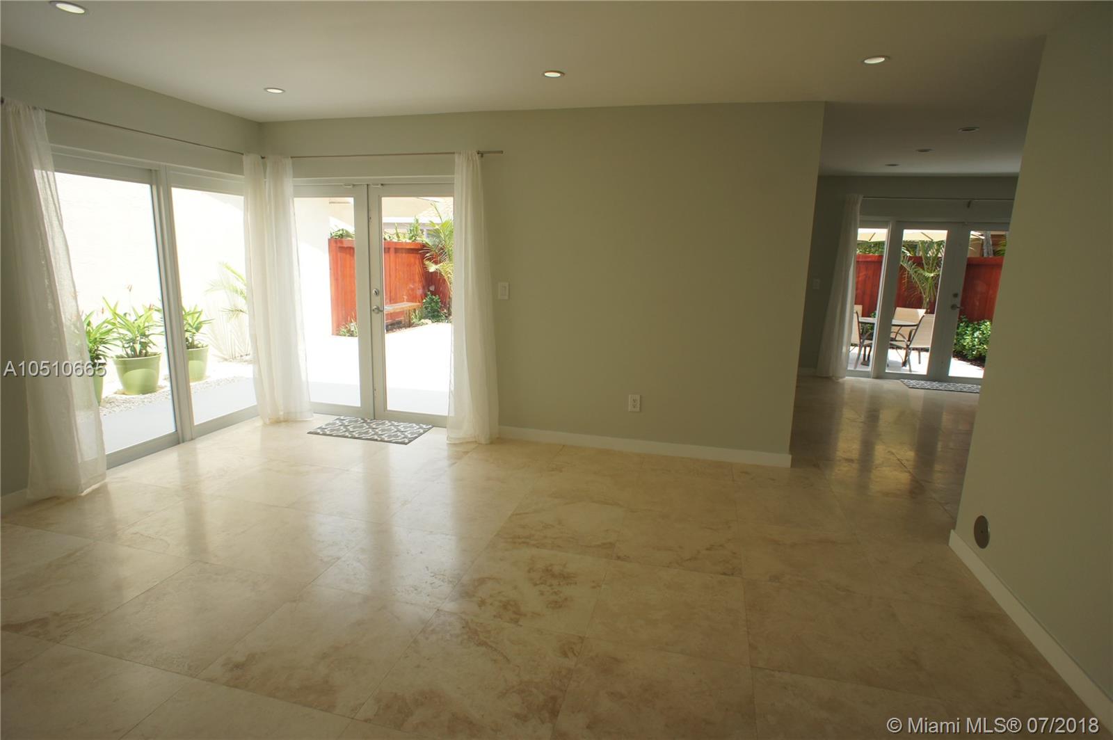 CHARLESTOWNE - Residential Lease