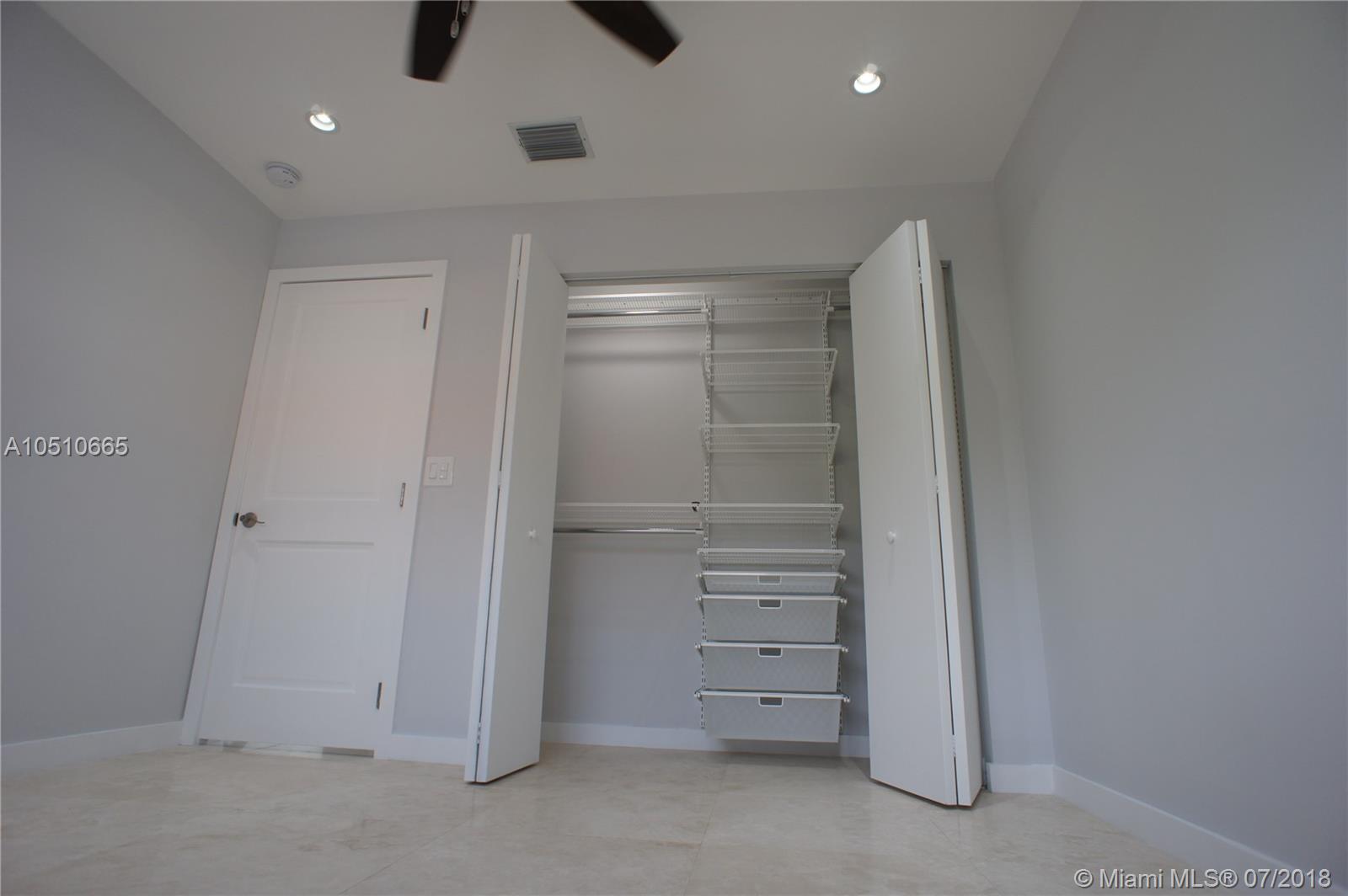 CHARLESTOWNE - Residential Lease