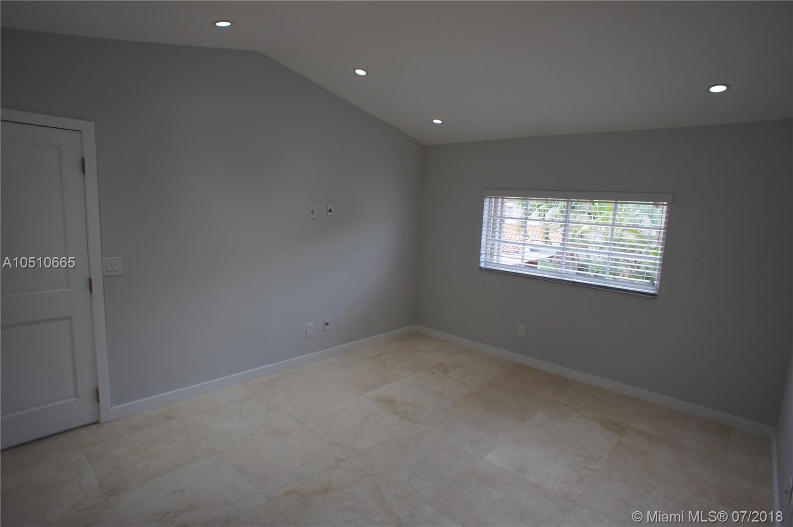 CHARLESTOWNE - Residential Lease