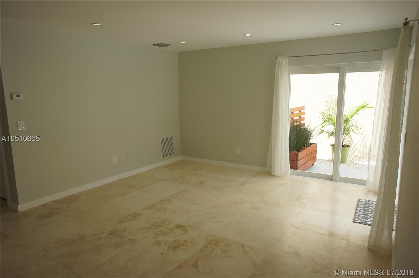 CHARLESTOWNE - Residential Lease