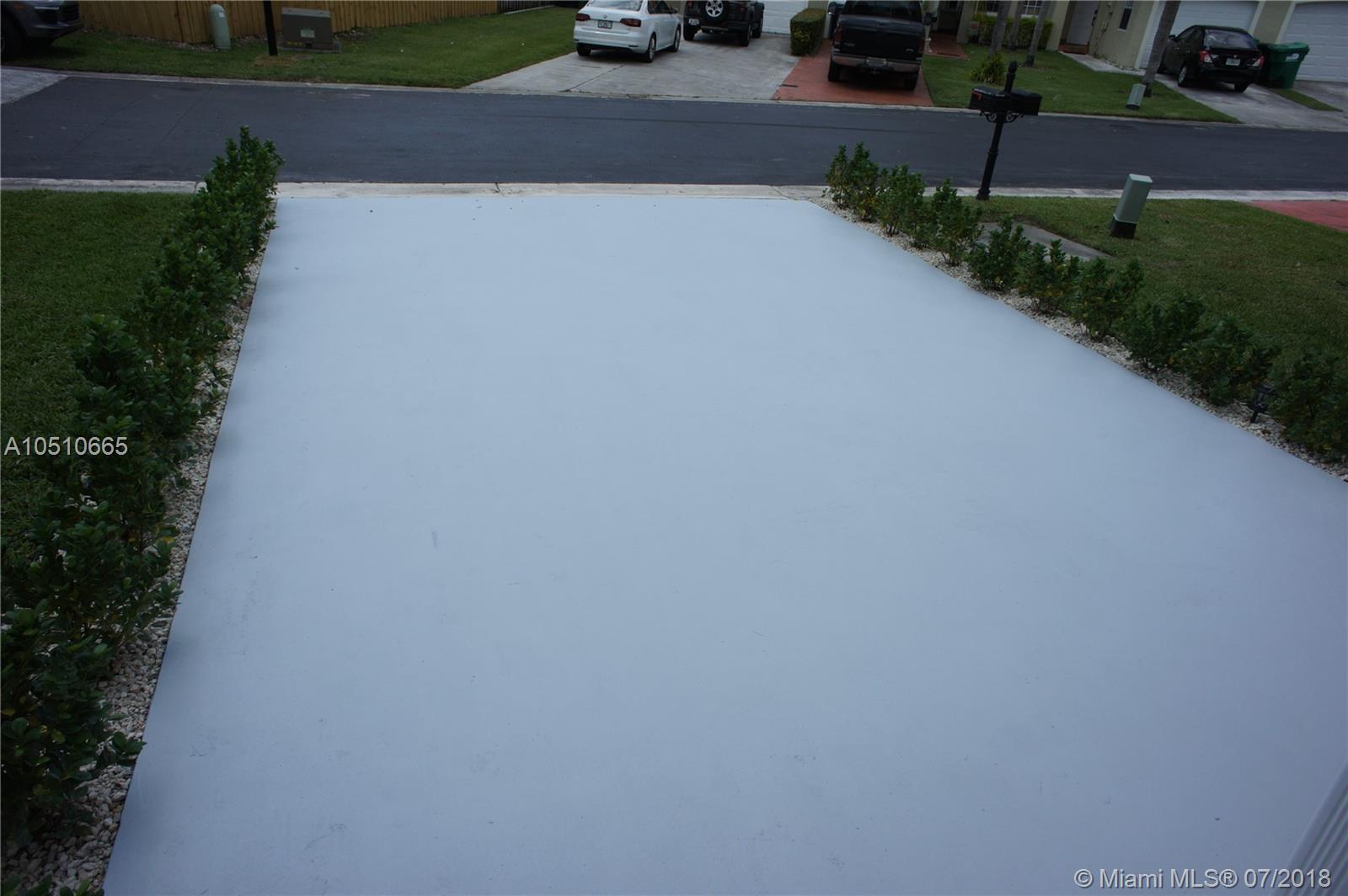 CHARLESTOWNE - Residential Lease