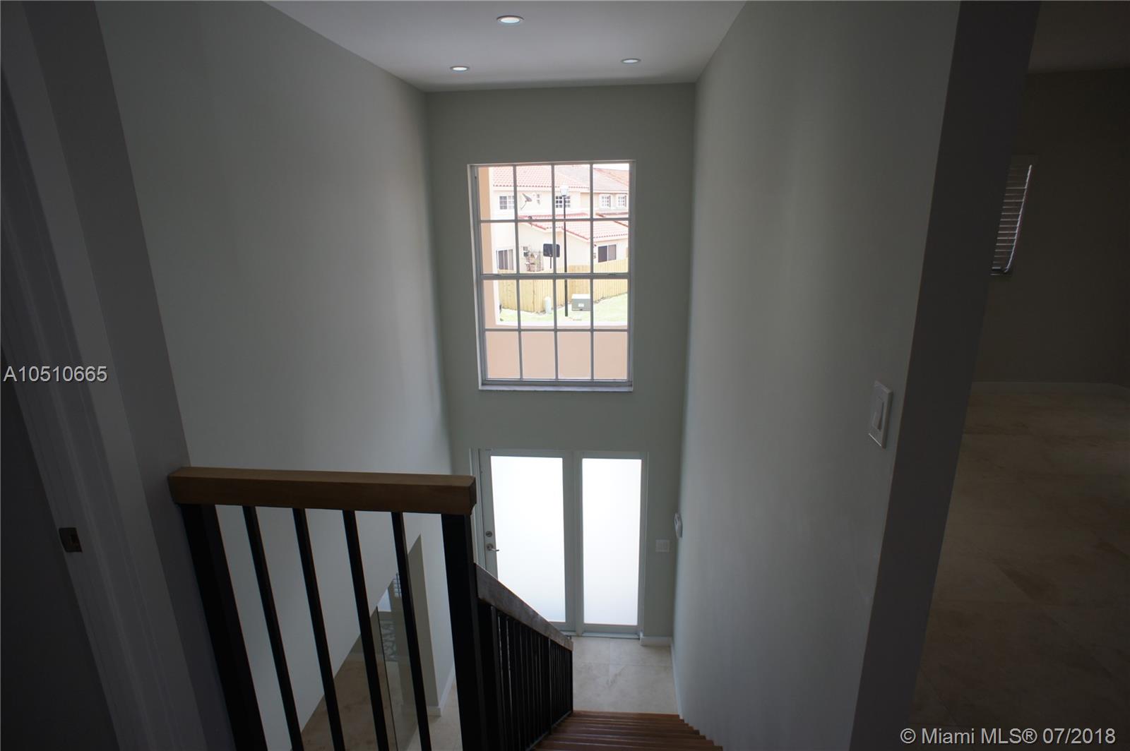 CHARLESTOWNE - Residential Lease