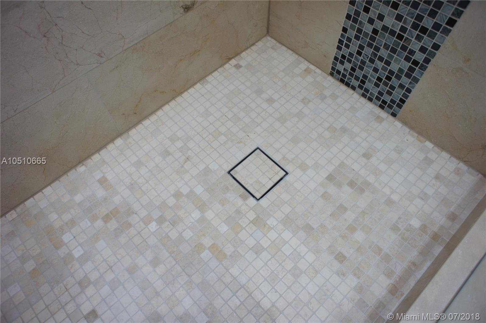 CHARLESTOWNE - Residential Lease