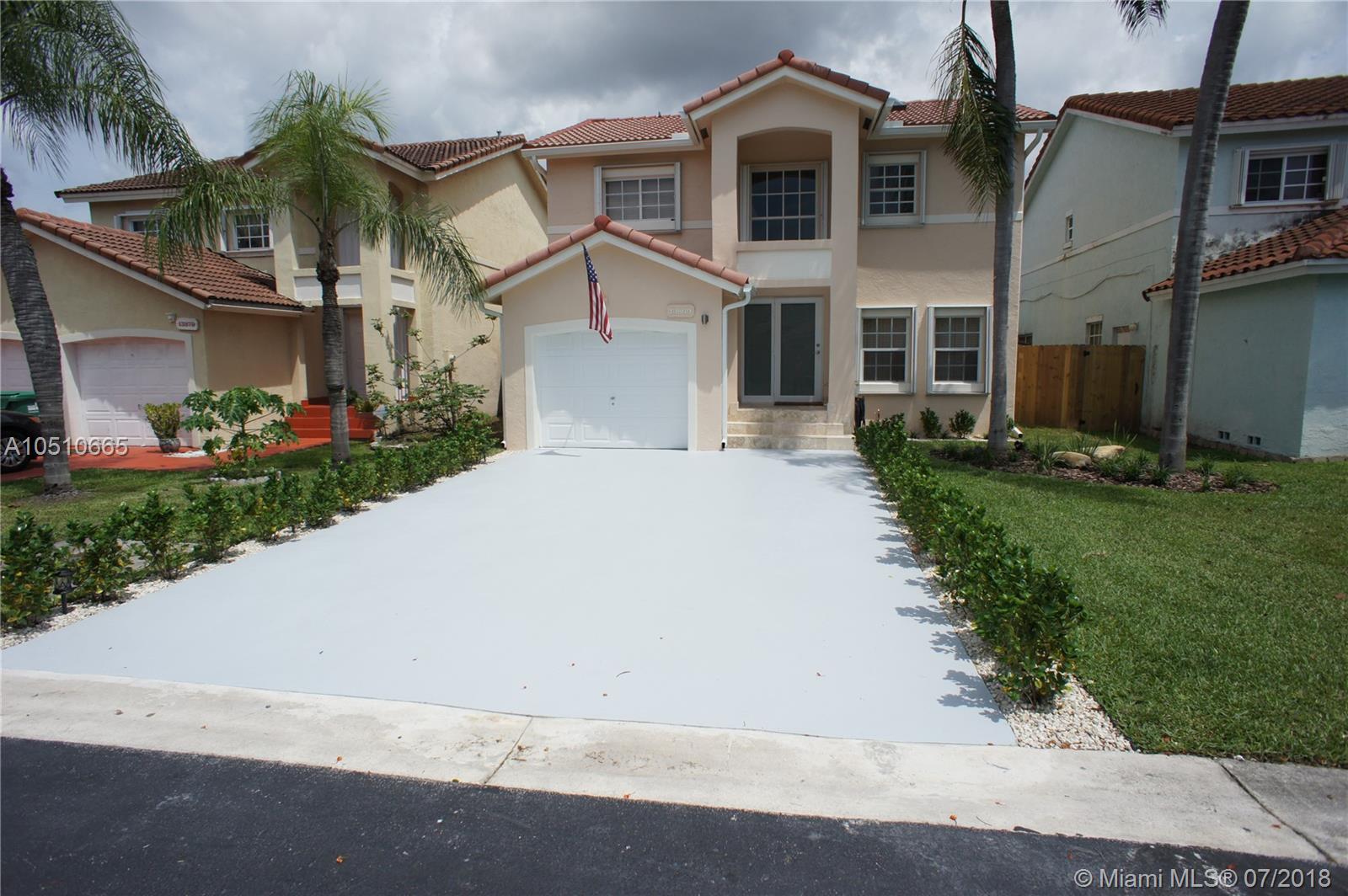 CHARLESTOWNE - Residential Lease