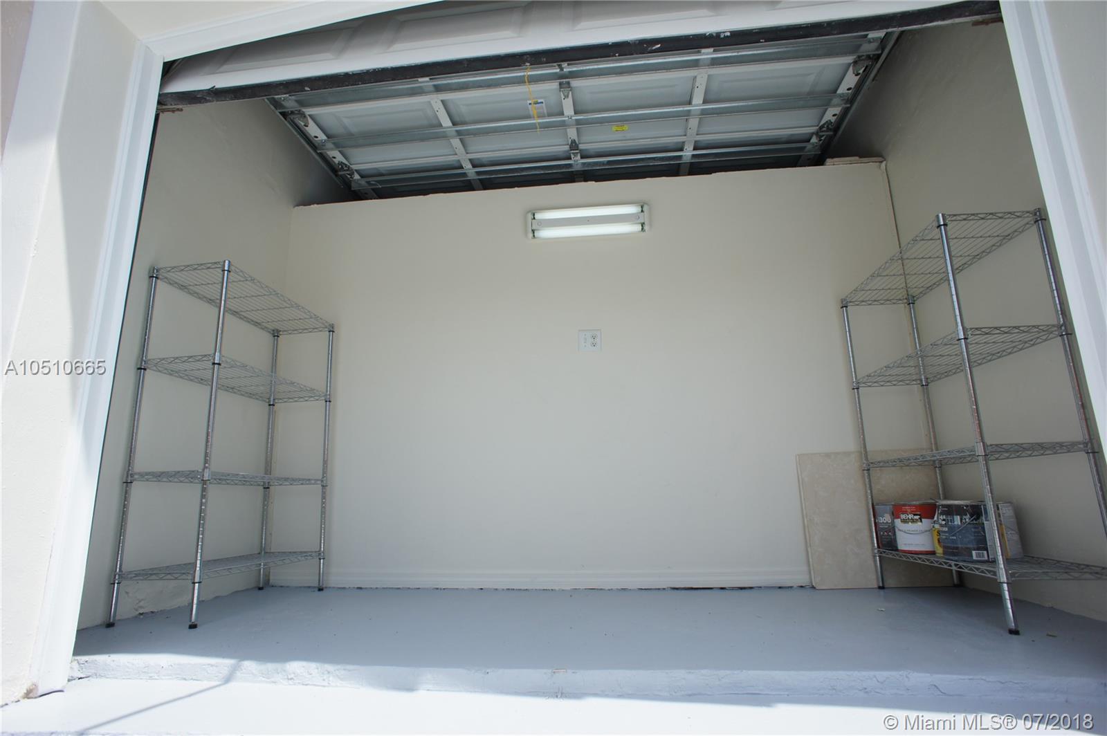 CHARLESTOWNE - Residential Lease