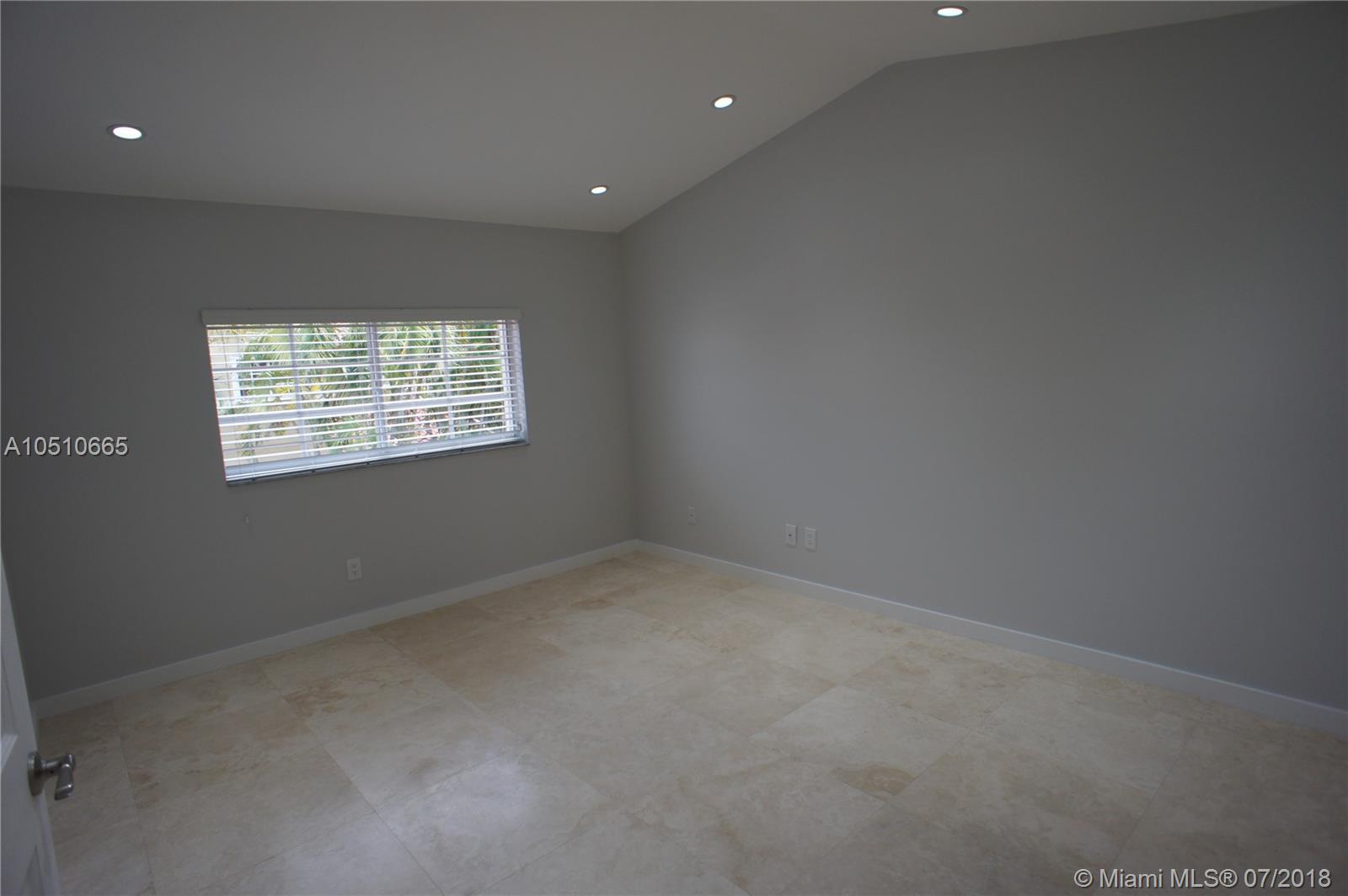 CHARLESTOWNE - Residential Lease