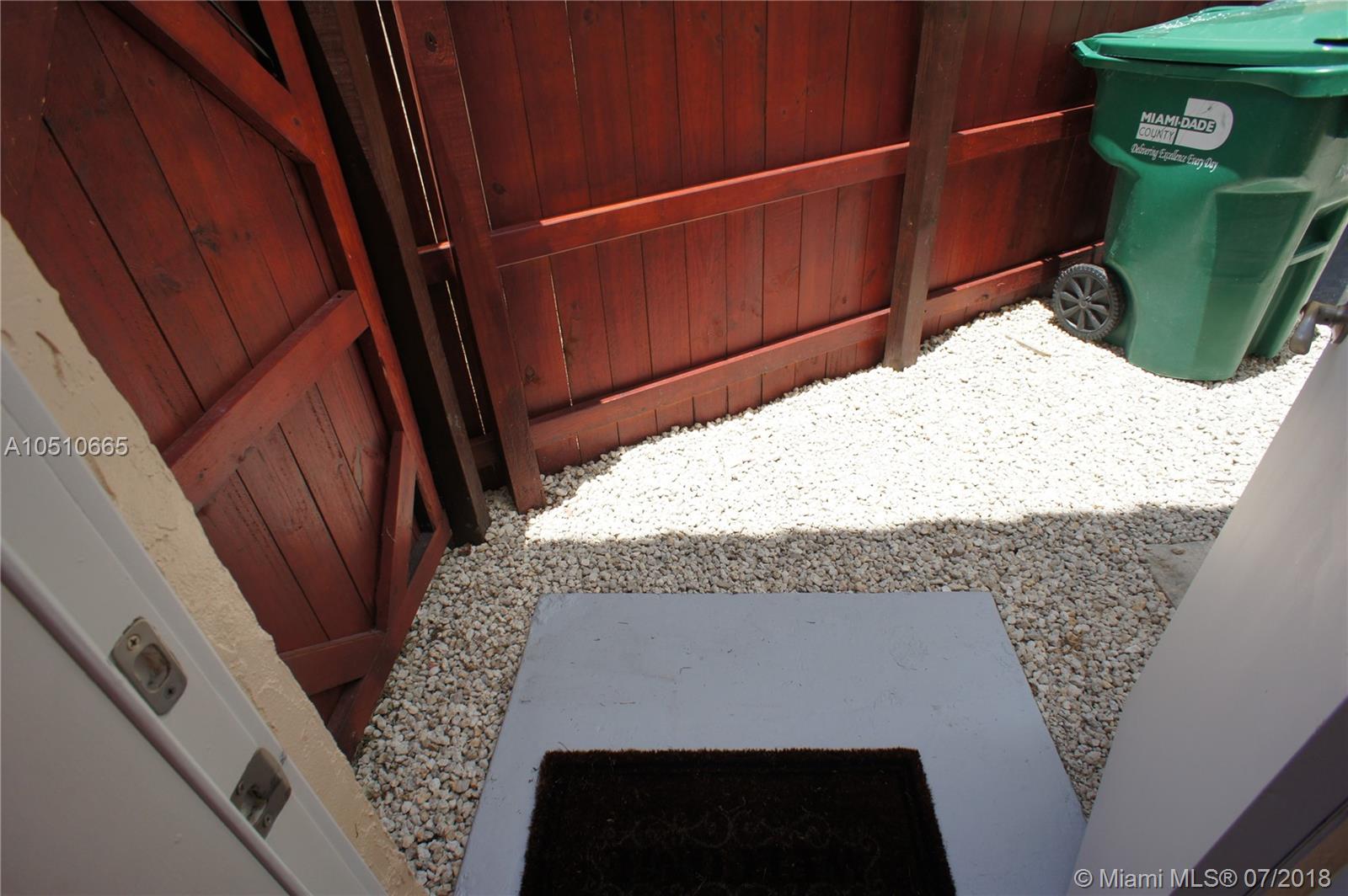 CHARLESTOWNE - Residential Lease