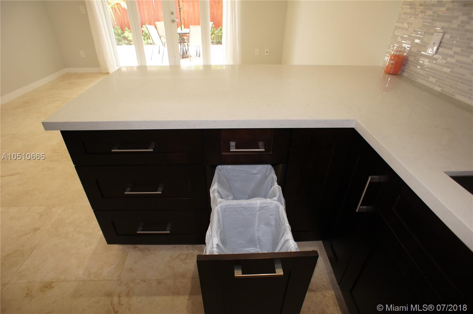 CHARLESTOWNE - Residential Lease