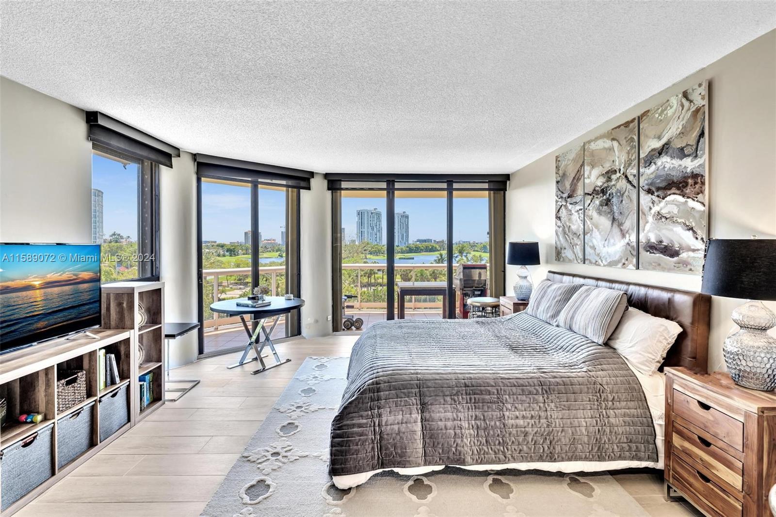 TERRACES NORTH TURNBERRY - Residential