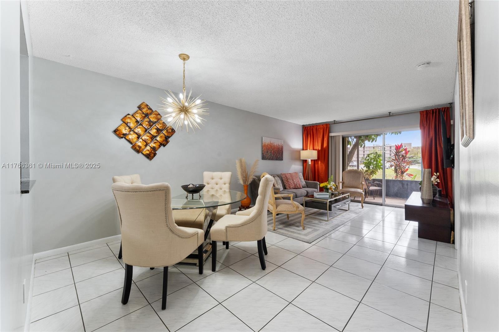 LAKESHORE AT UNIVERSITY P - Residential