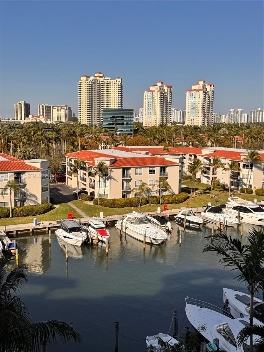 3029 NE 188th St 609