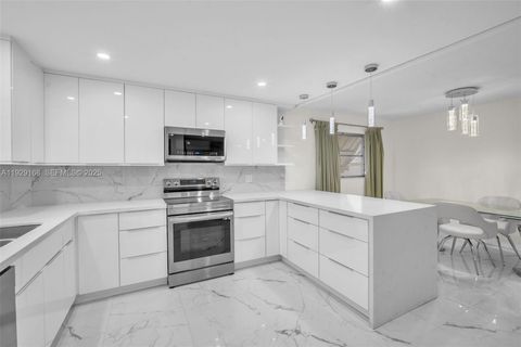 500 S Luna Ct 7 Hollywood FL 33021