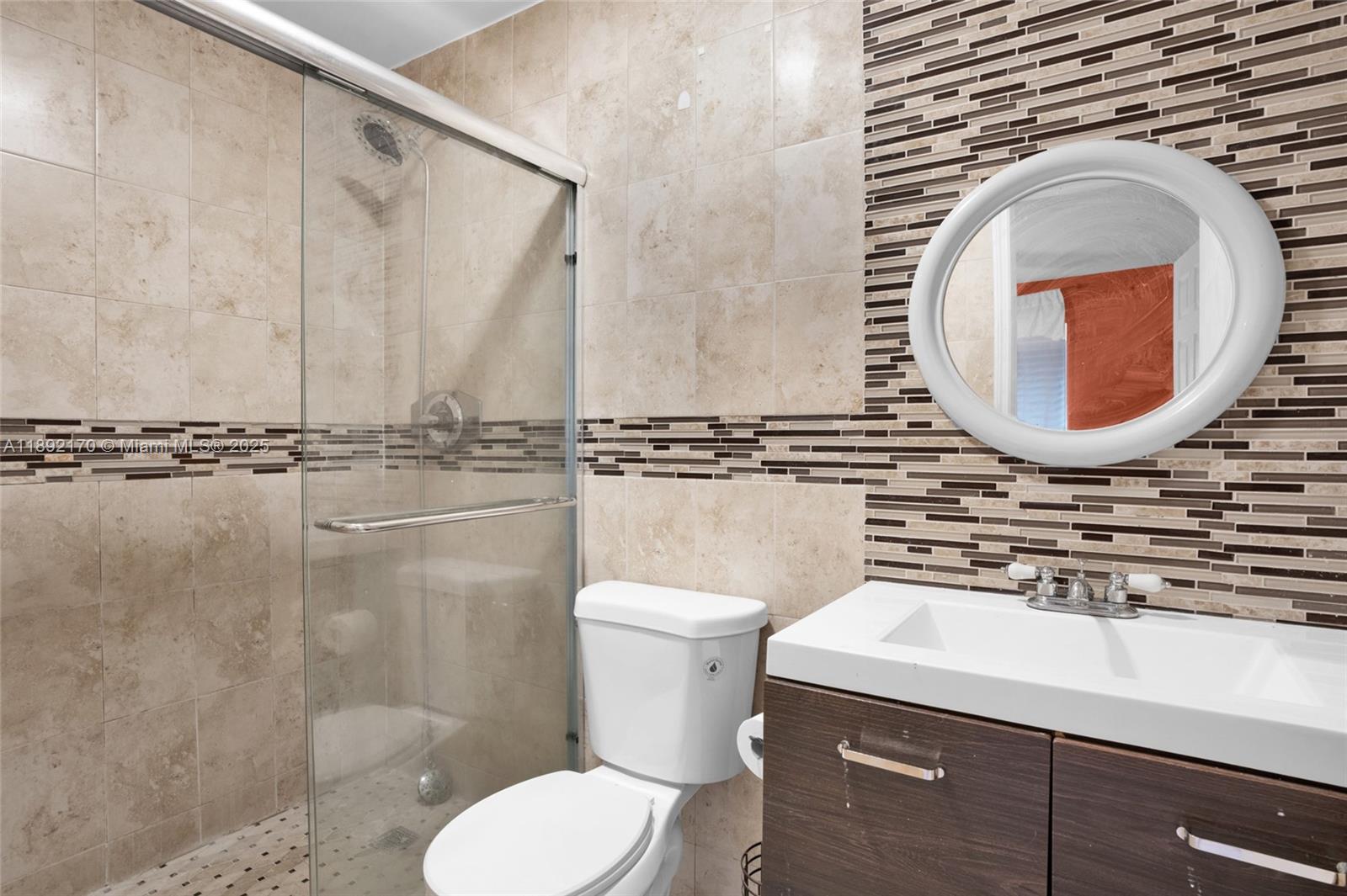 MEADOW WOOD MANOR SEC 3 - Residential Lease