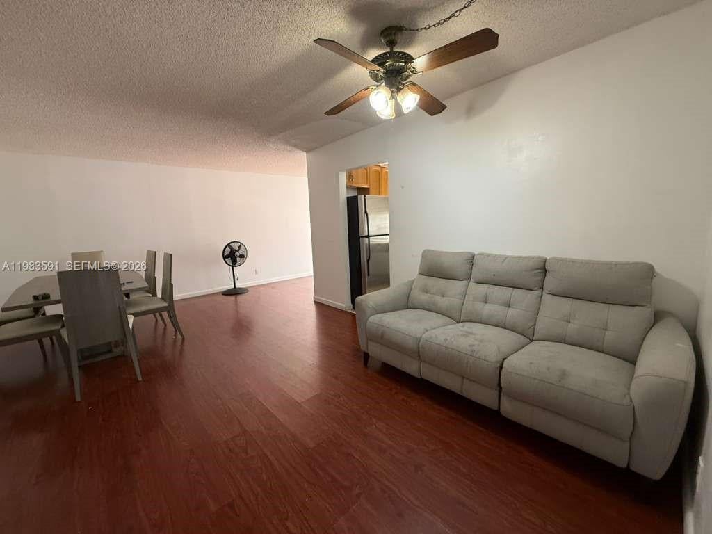 16909 N Bay Rd 211
