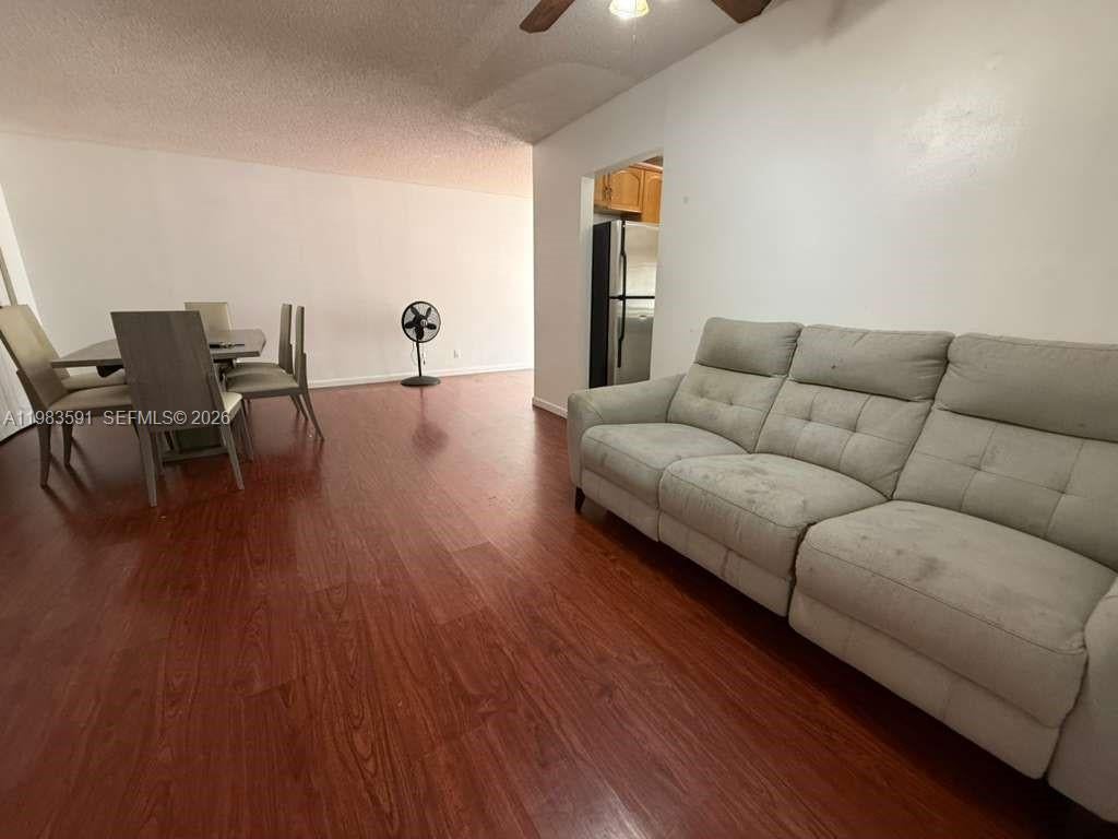 16909 N Bay Rd 211