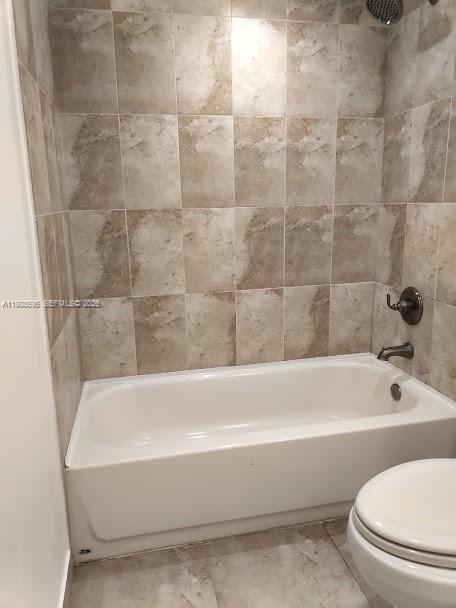 DADELAND PLACE CONDO - Residential