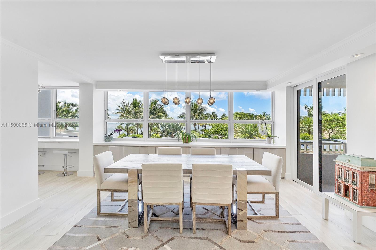 3 Grove Isle Dr C202