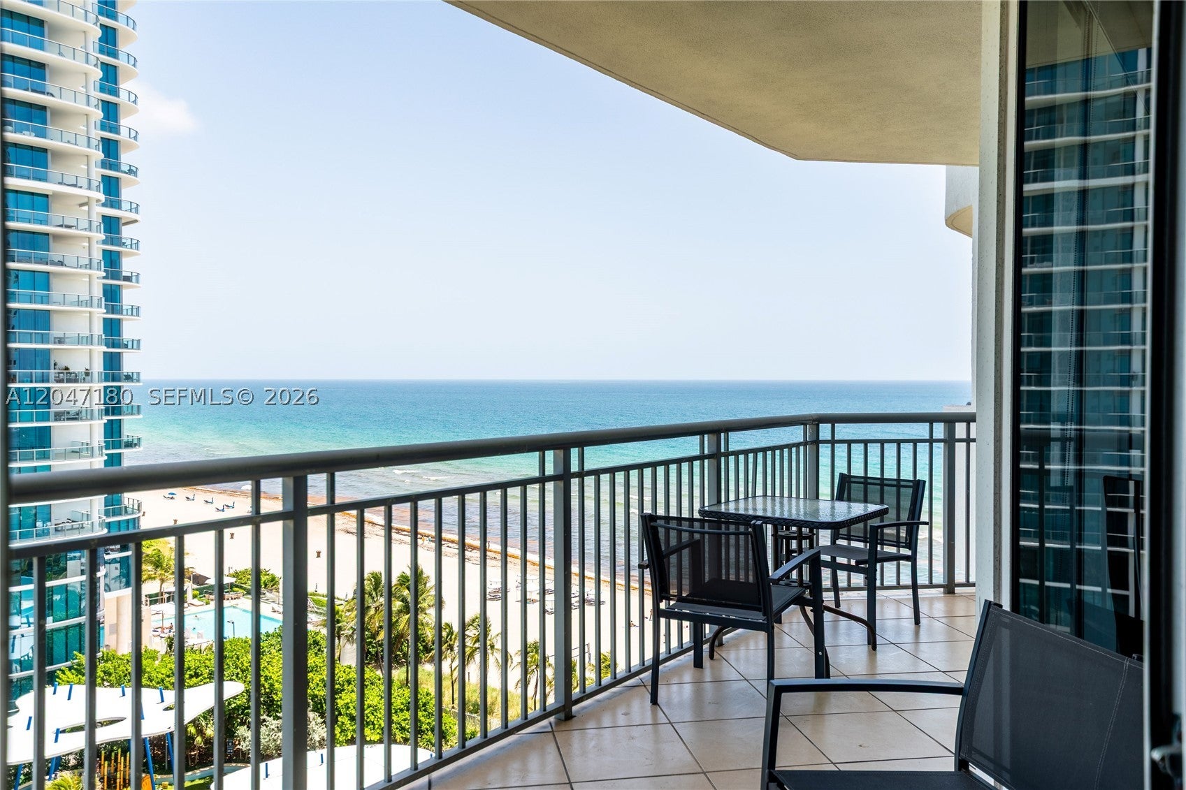 17375 Collins Ave 1206