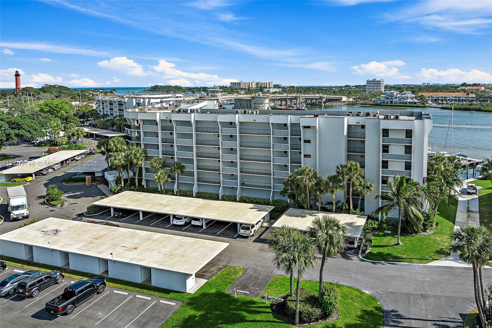 JUPITER COVE CONDO - Residential