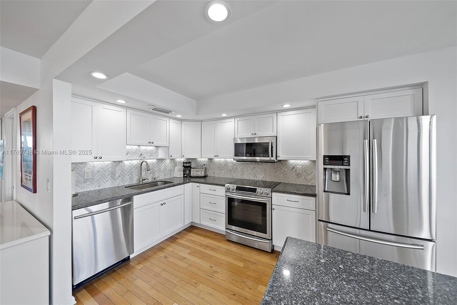 JUPITER COVE CONDO - Residential