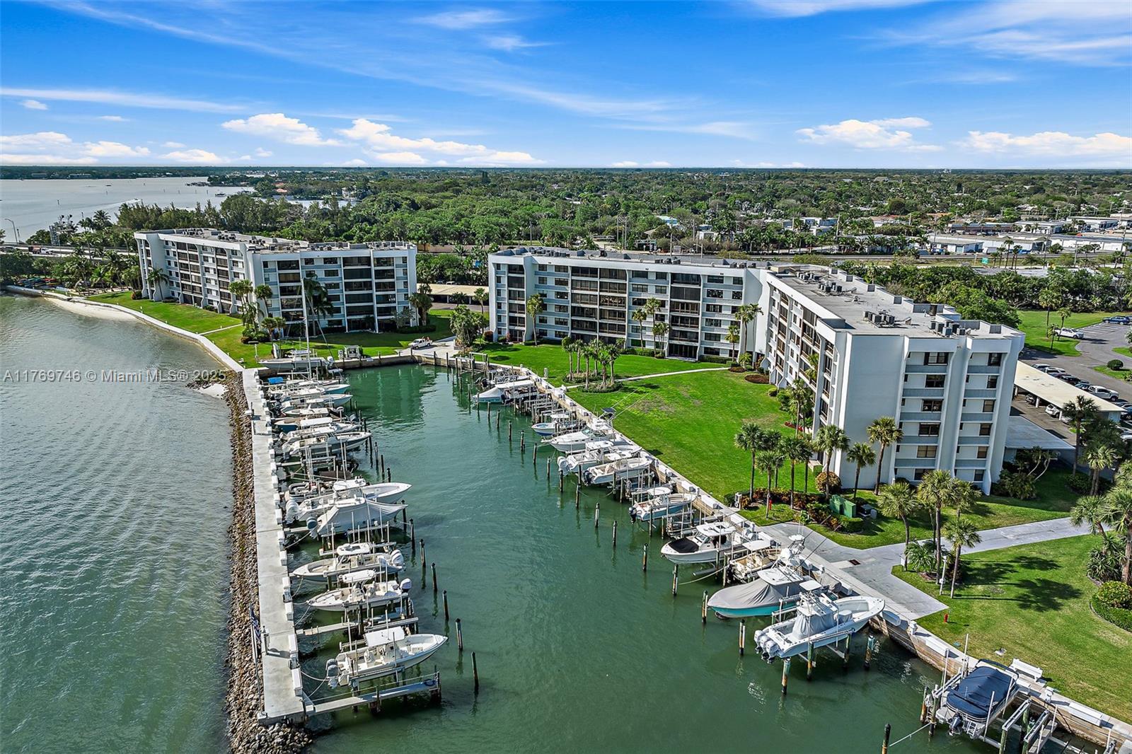 JUPITER COVE CONDO - Residential