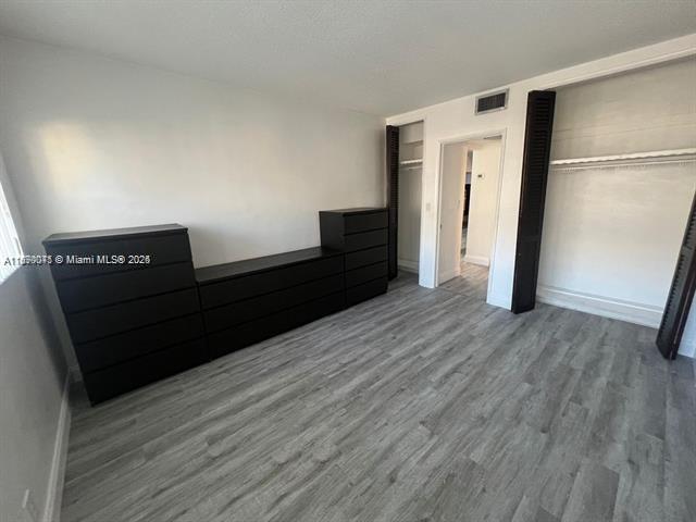 FLORIDIAN ARMS CONDO - Residential Lease