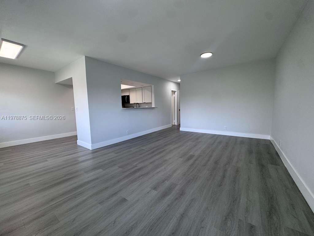 ENVOY APARTMENTS CONDOMIN - Residential