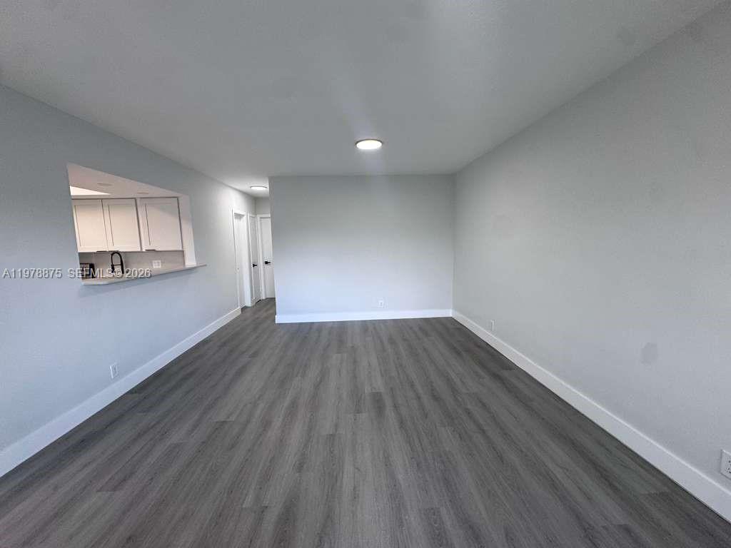 ENVOY APARTMENTS CONDOMIN - Residential