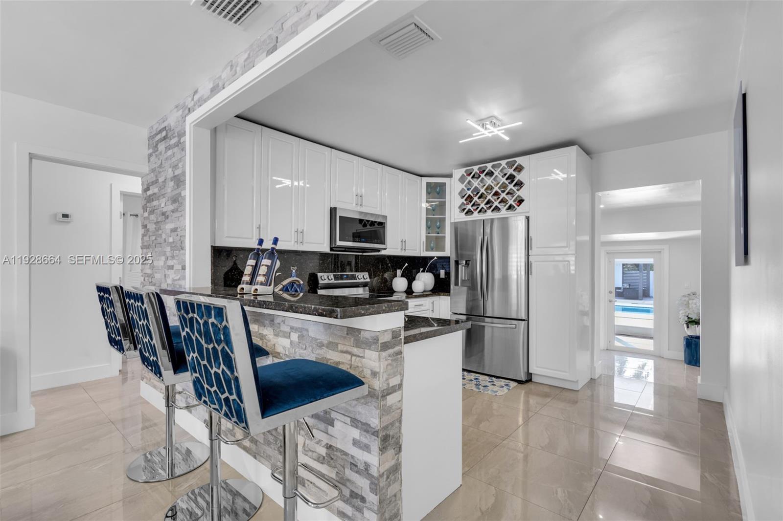 THE TROPICS AMD - Residential