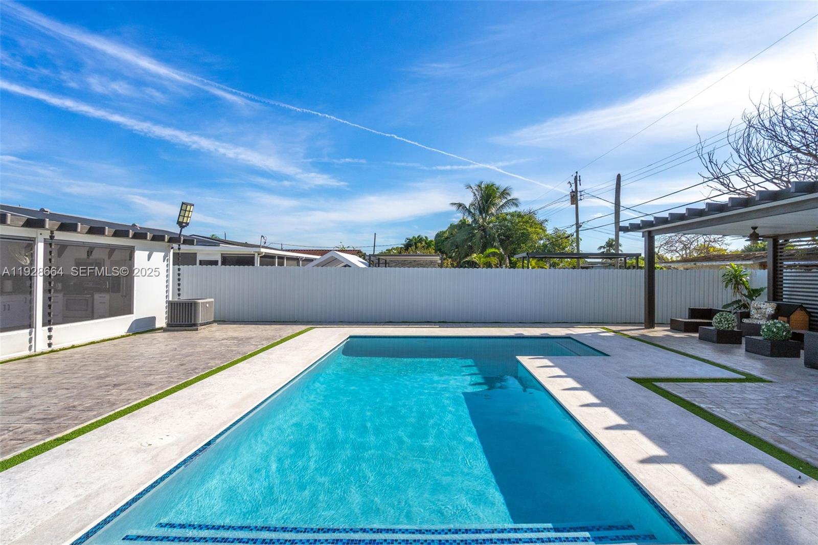 THE TROPICS AMD - Residential