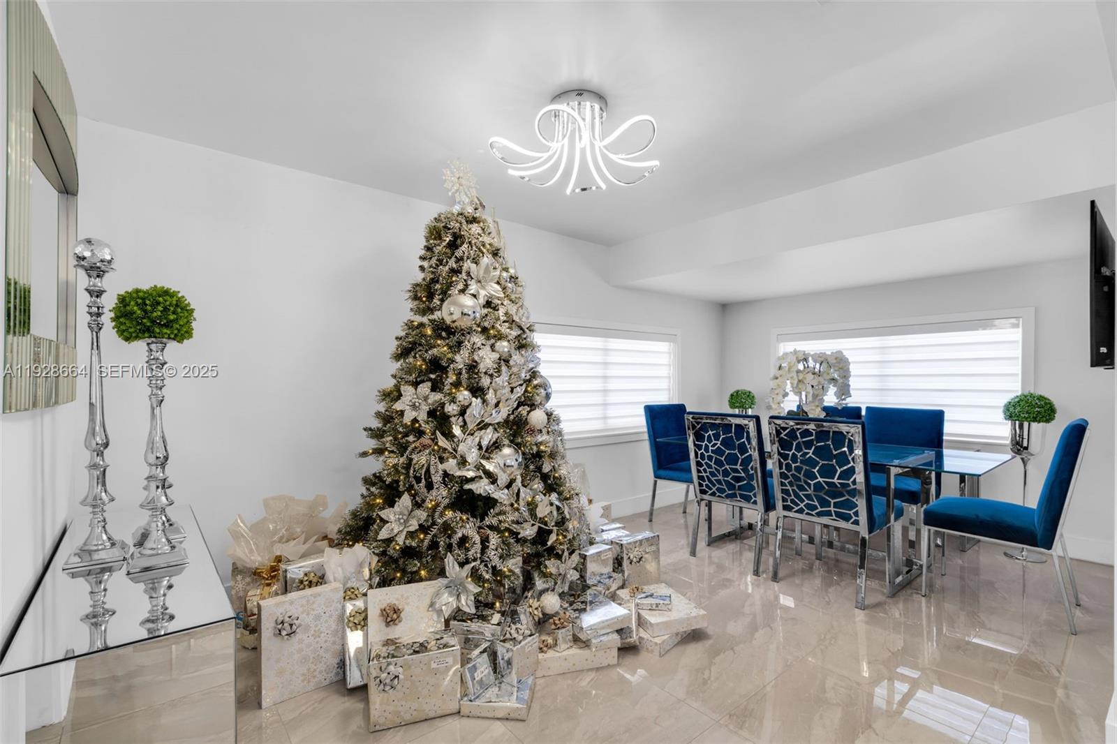 THE TROPICS AMD - Residential